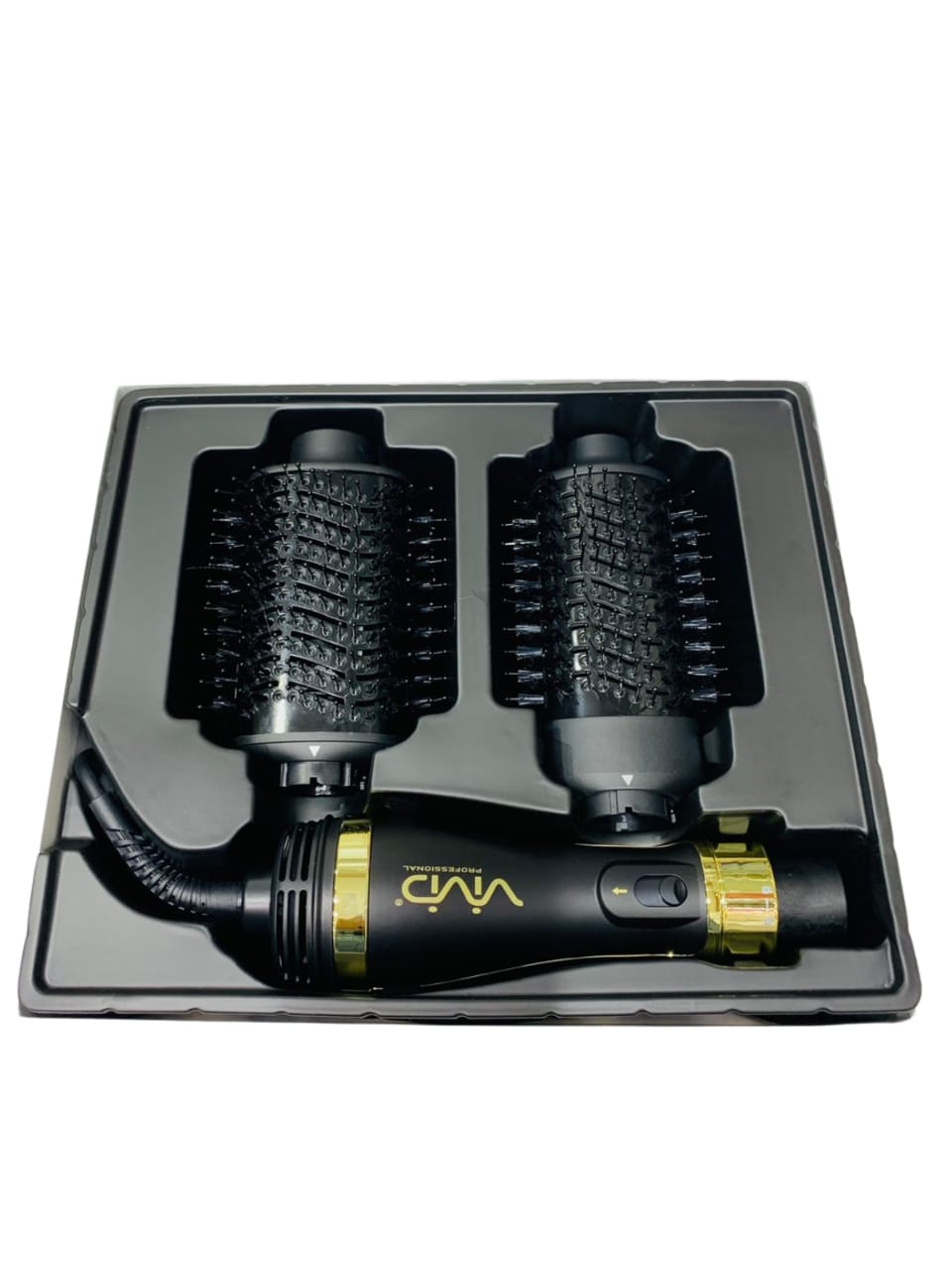 VIVID PETRA HAIR BRUSH & STYLER 2100  One-Step Blow Dryer Brush and Volumizer, Hot Air Brush with 2 Brush Heads & 3 Adjustable Temperature, Release 100 Million Negative Ions Smooth, Silky and Frizz-Free Hair With 1000 - 1200 W United Kingdom Technology